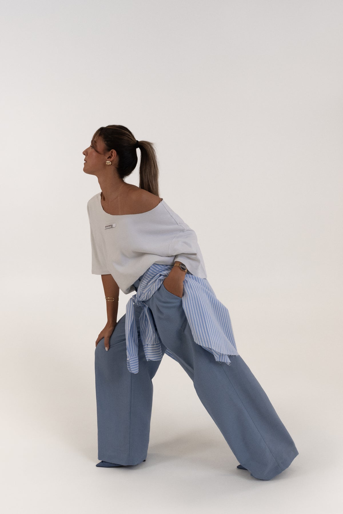One shoulder T-shirt